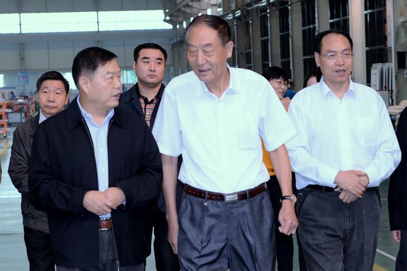 El ex diputado de la secretaria del partido oficial político de la provincia de Henan REN KELI visitó la compa~nia